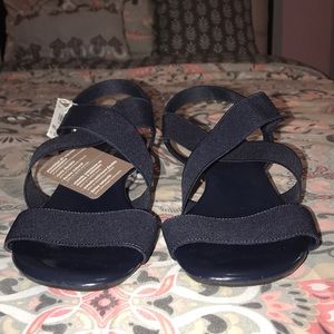 Navy blue sandals with straps